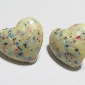 Colorful resin stud heart earrings